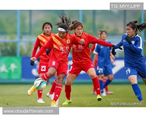 杭州足球队在联赛积分榜上以84分稳居第一位置，争冠形势乐观